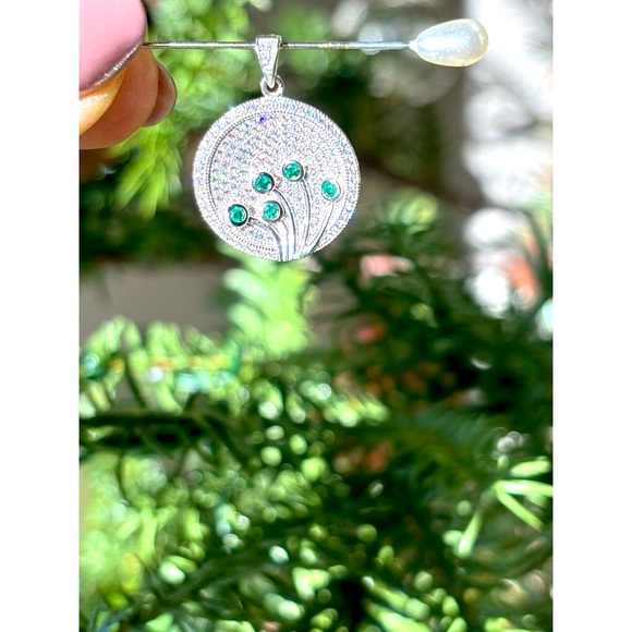 Pave CZ and Green Onyx Sterling Silver .75” Inch Circular Pendant Jewelry Store - Picture 2 of 9